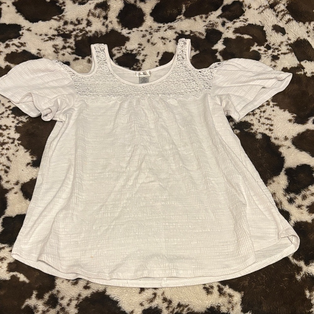 Chic White Cold Shoulder Blouse